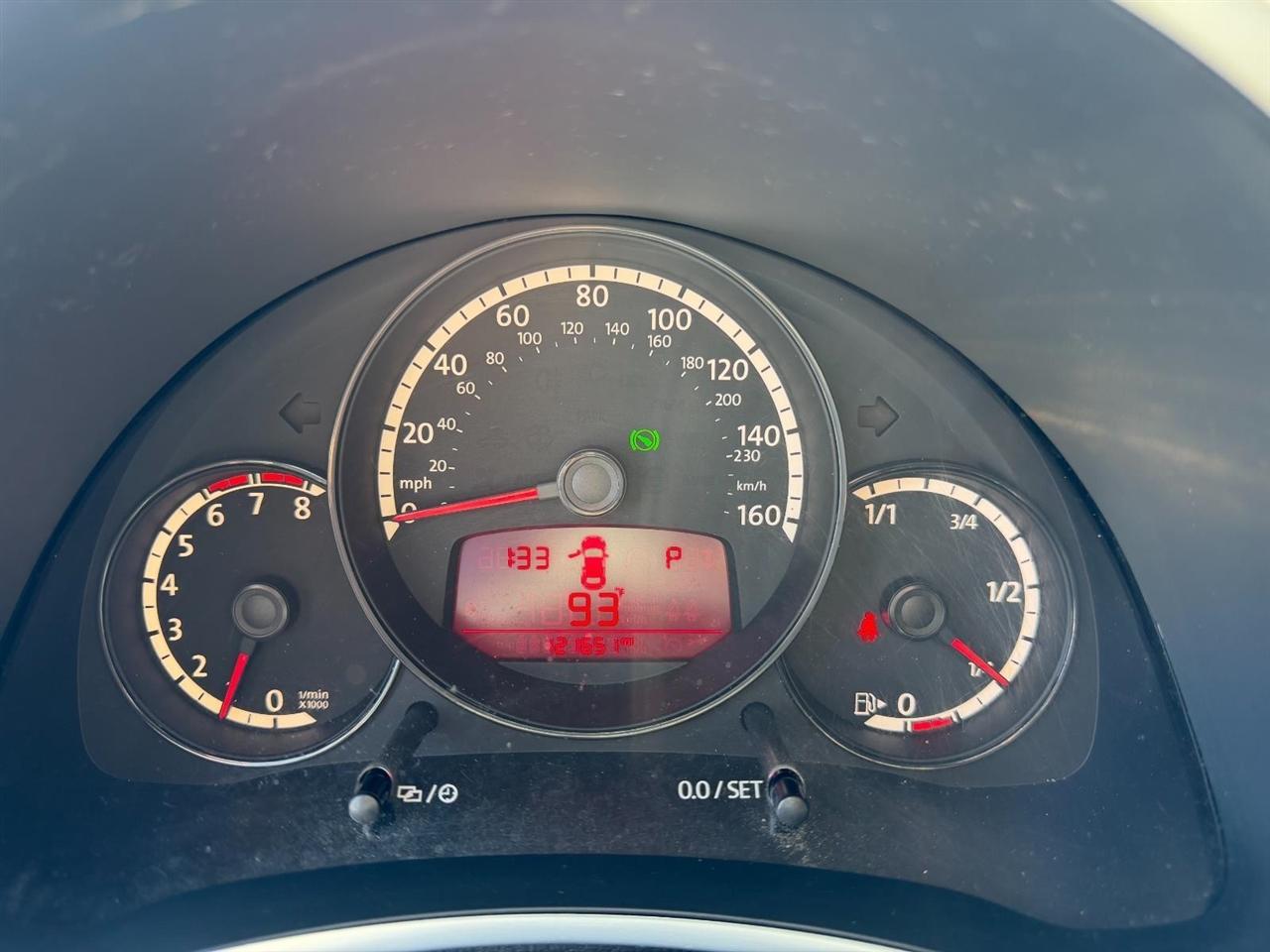 Volkswagen Beetle 2.0T Turbo 2013