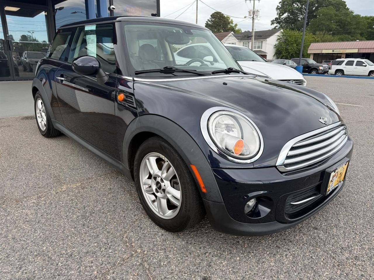 MINI Cooper Base 2012