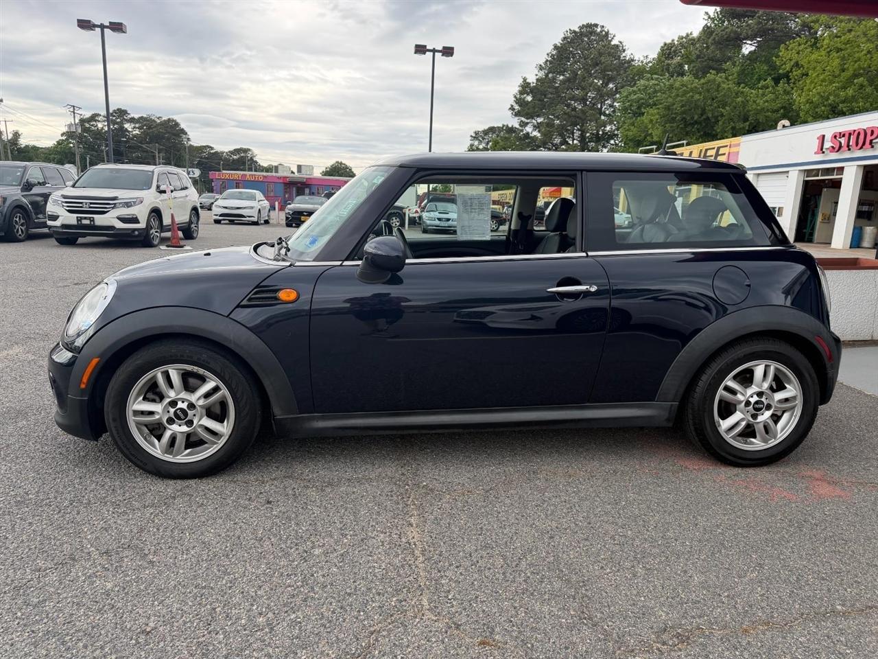 MINI Cooper Base 2012