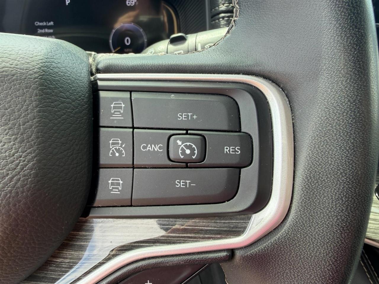 Jeep Wagoneer Series III 4WD 2022