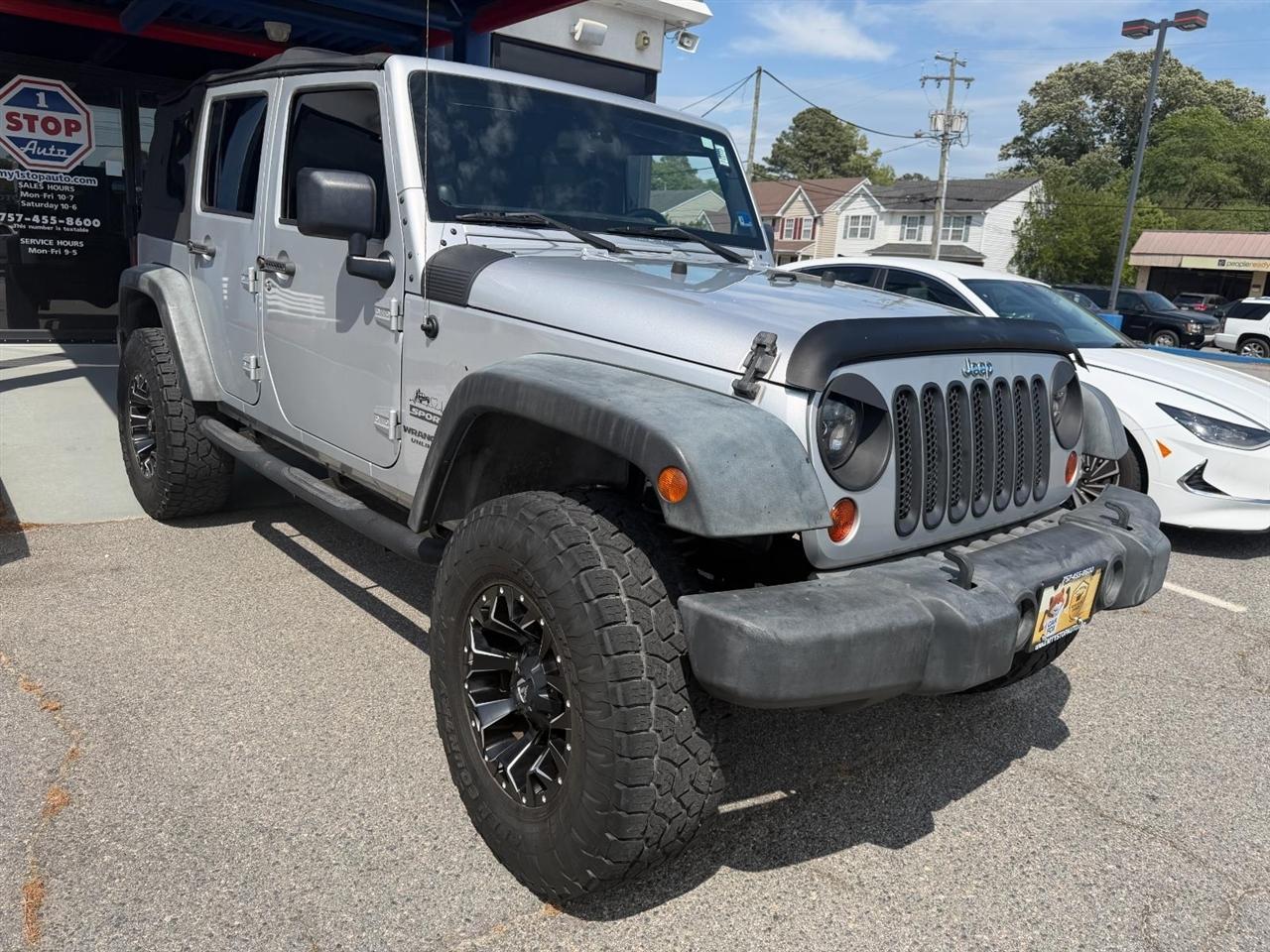 Jeep Wrangler Unlimited Sport 4WD 2012