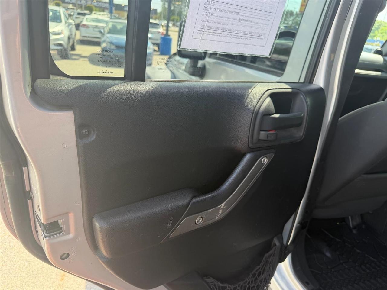 Jeep Wrangler Unlimited Sport 4WD 2012