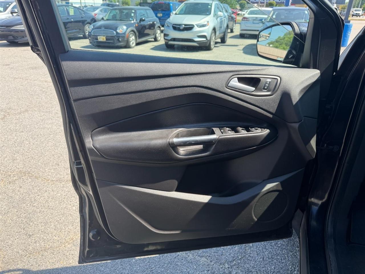 Ford Escape SE FWD 2019