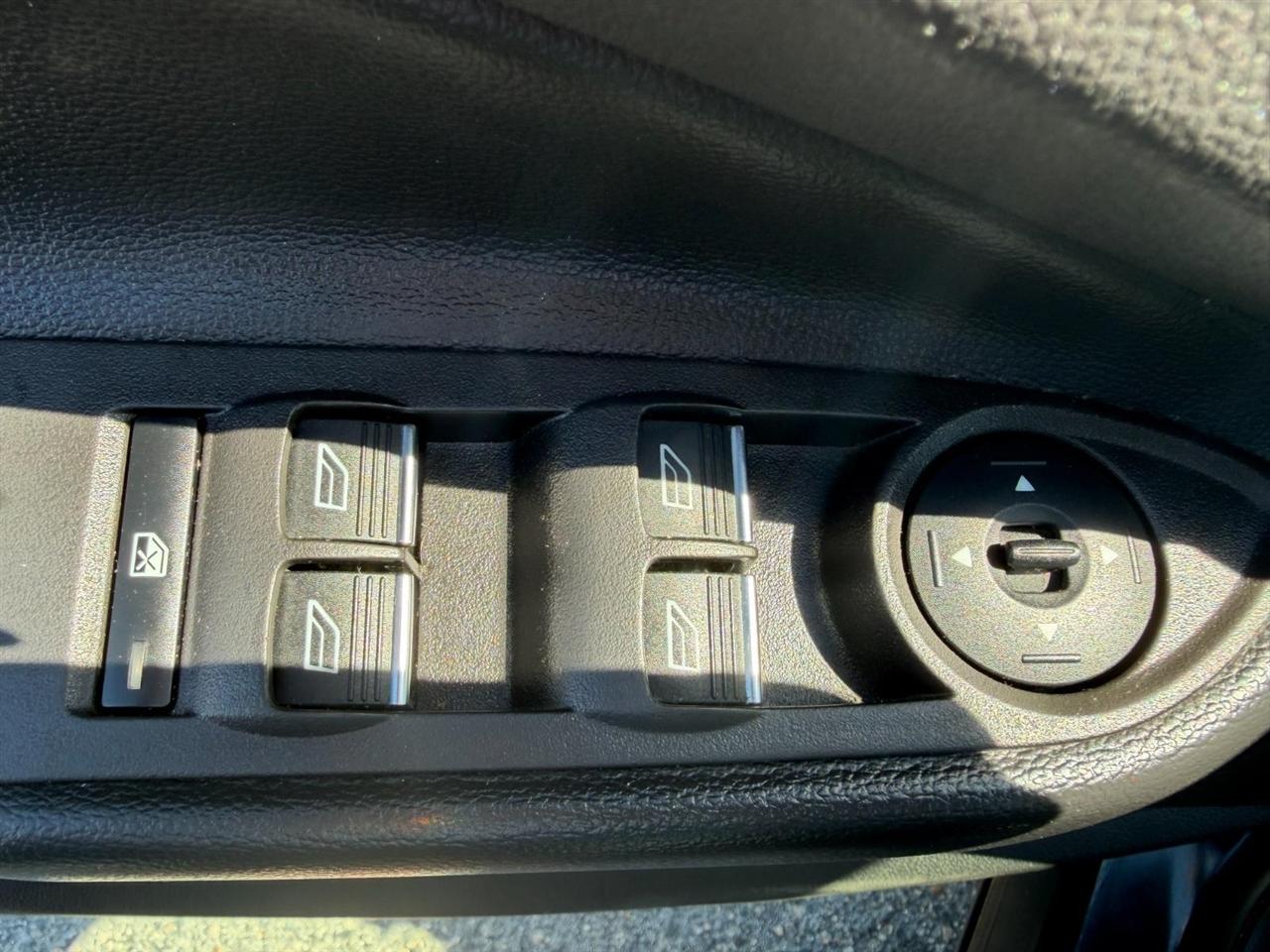 Ford Escape SE FWD 2019