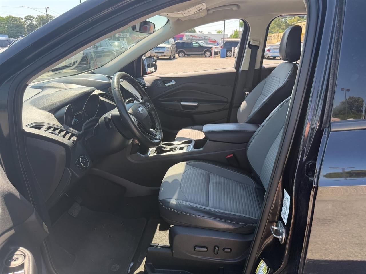 Ford Escape SE FWD 2019