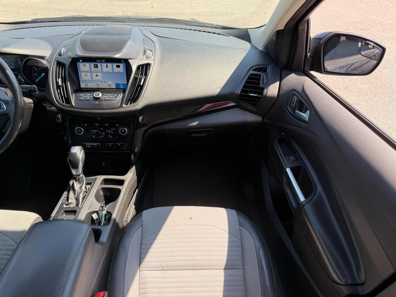 Ford Escape SE FWD 2019