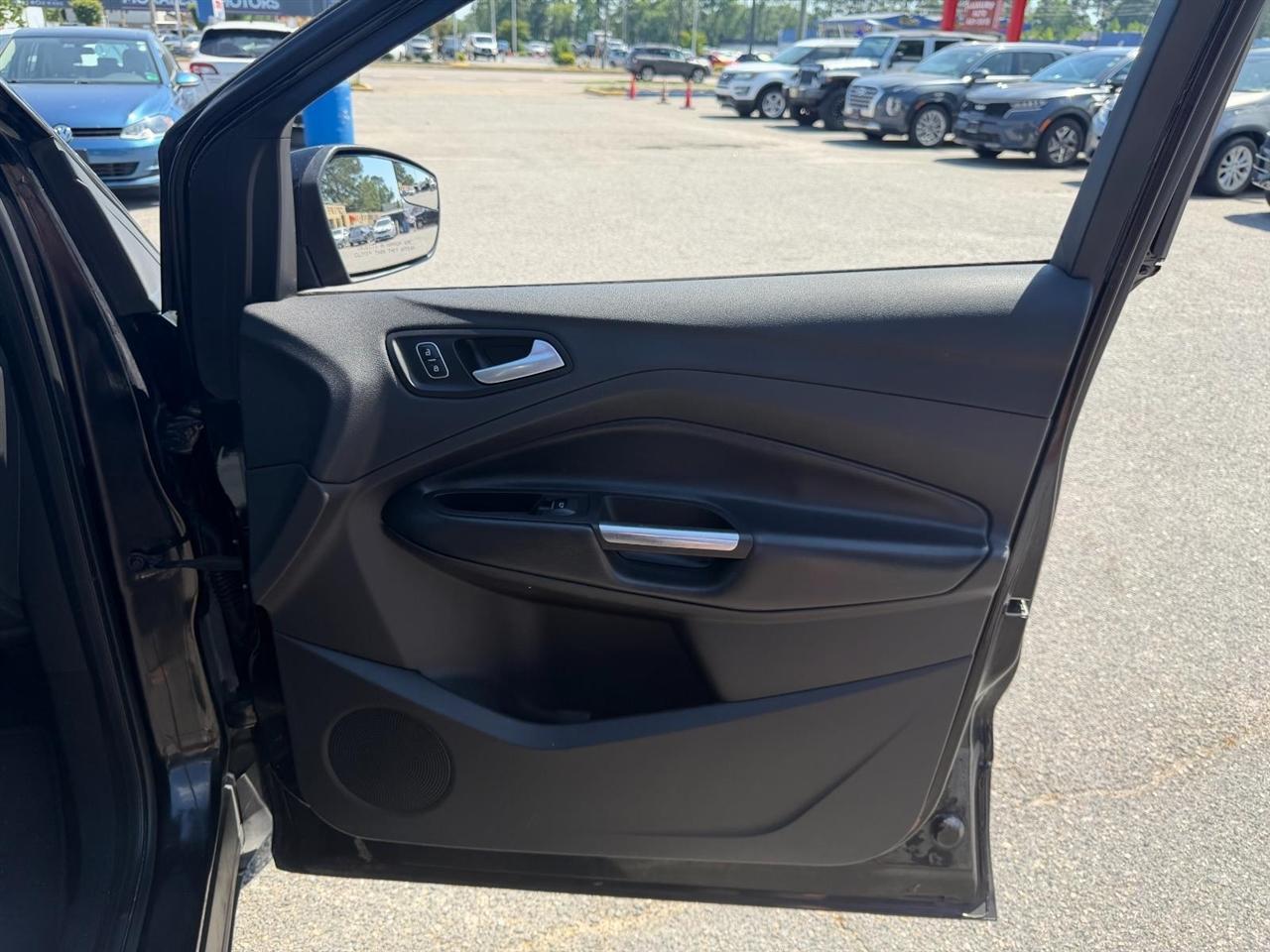 Ford Escape SE FWD 2019