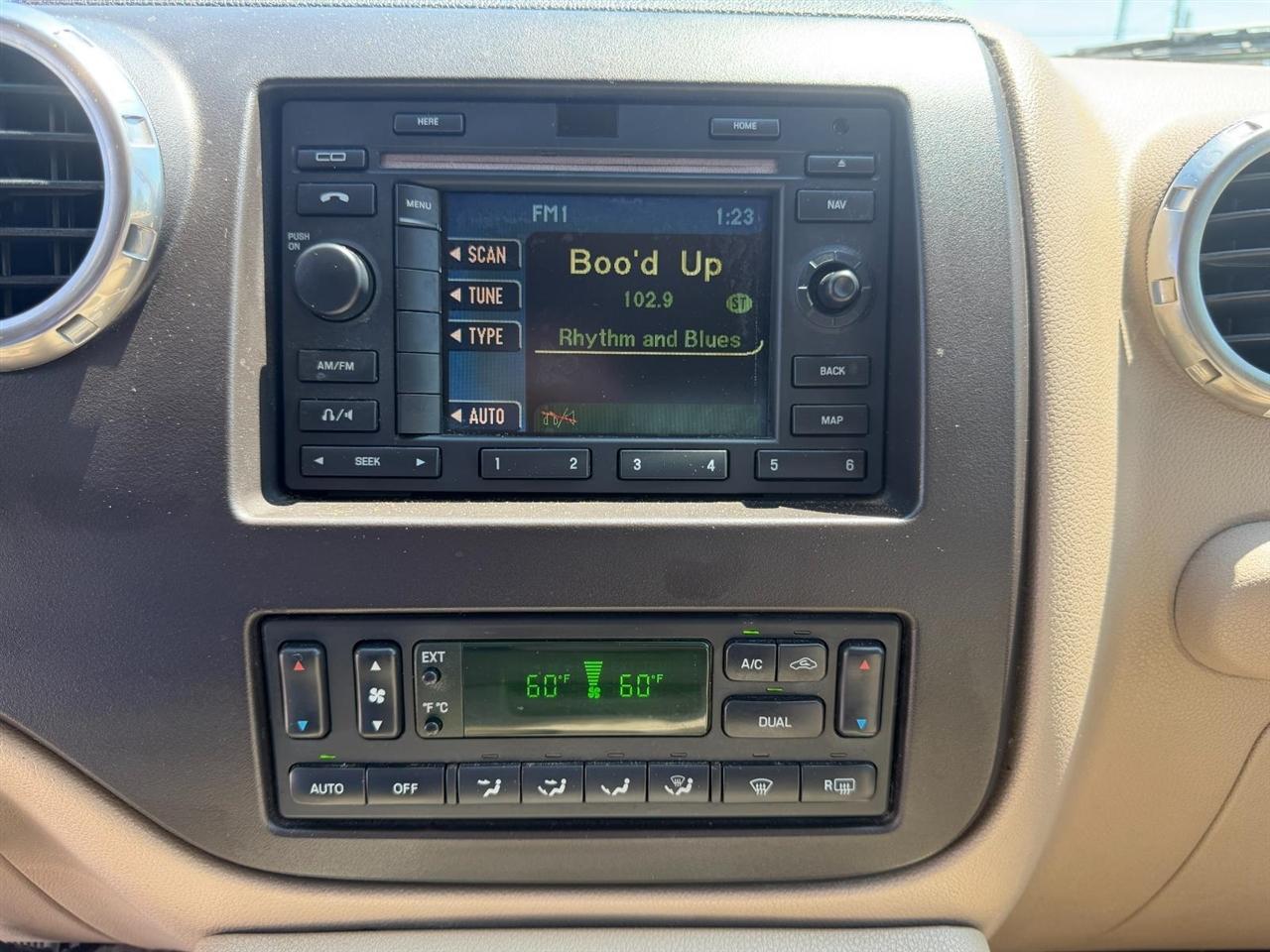 Ford Expedition Eddie Bauer 4.6L 2WD 2004