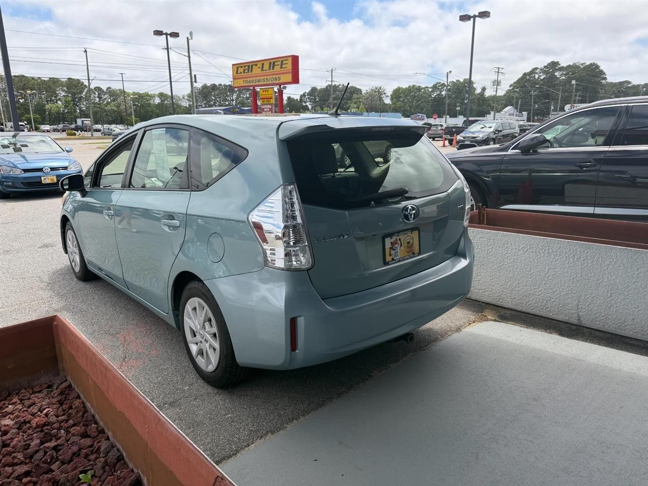 Toyota Prius V Two 2014