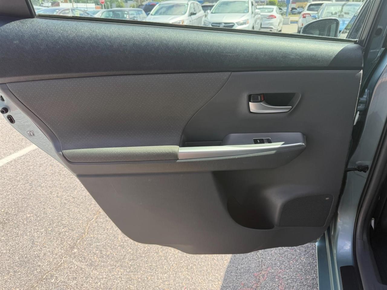 Toyota Prius V Two 2014
