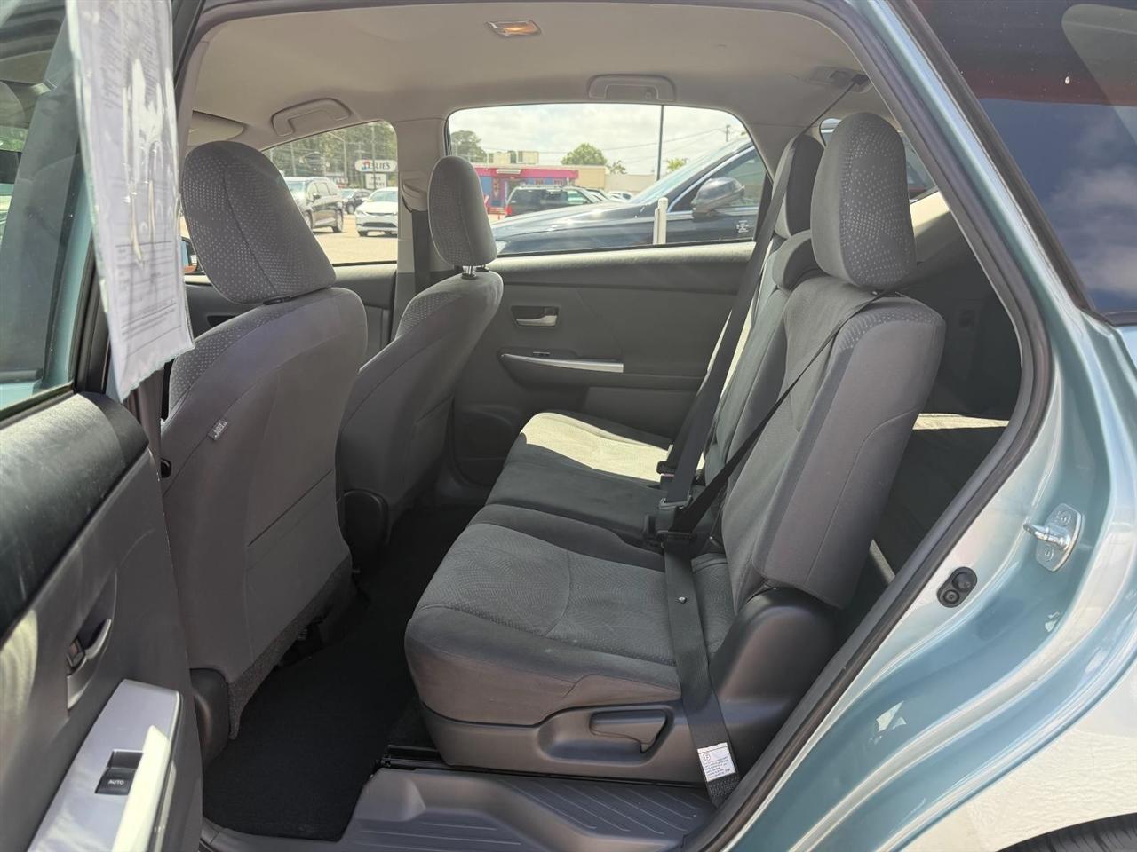 Toyota Prius V Two 2014