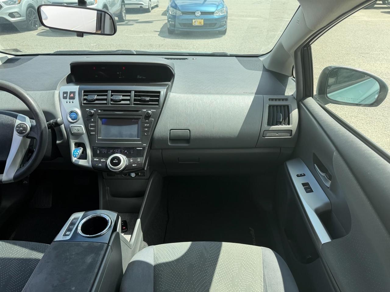 Toyota Prius V Two 2014