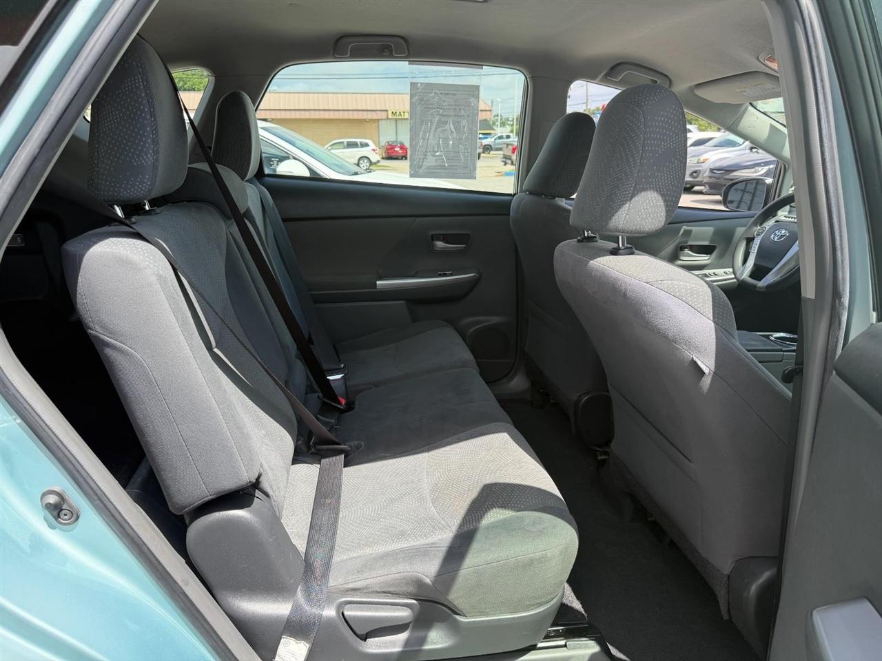 Toyota Prius V Two 2014