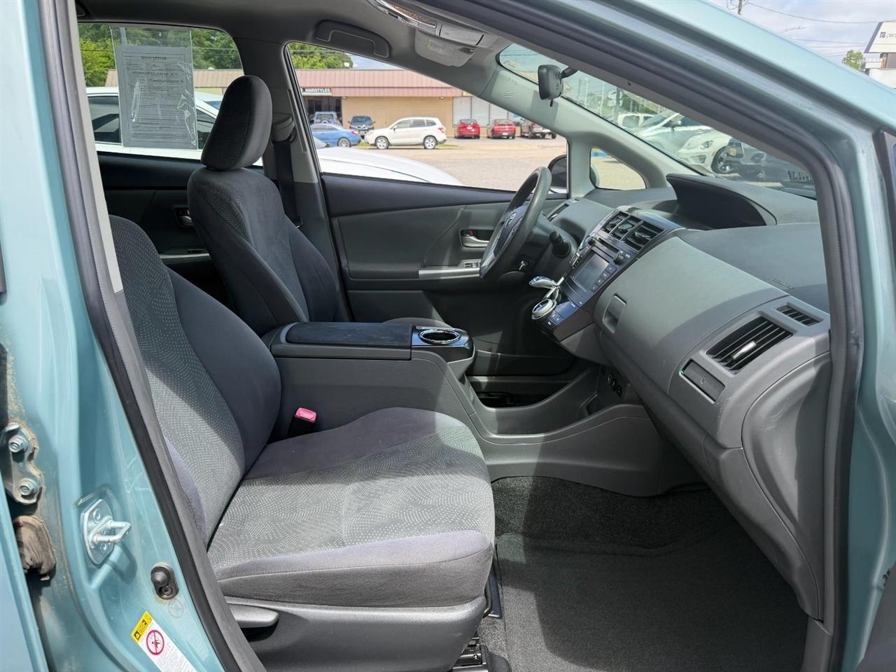 Toyota Prius V Two 2014
