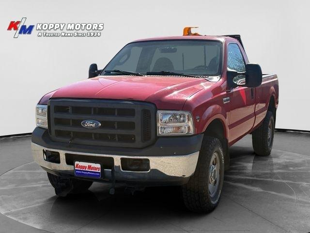 Red 2006 Ford F-350 Super Duty XL LB 4WD Pickup Truck Four-Wheel Drive Automatic