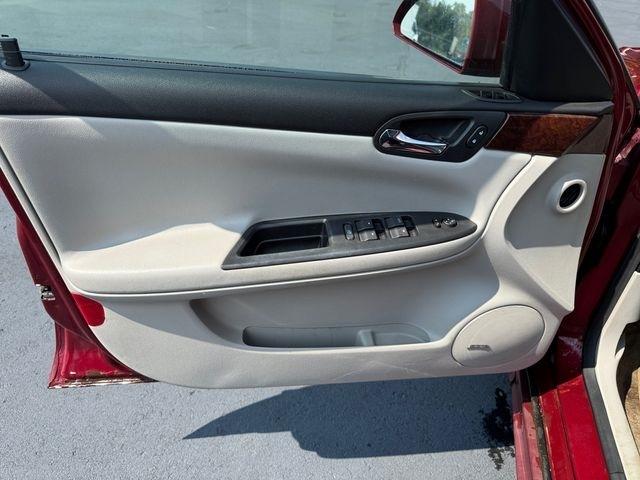 Chevrolet Impala  2011