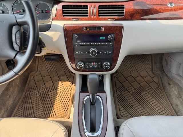 Chevrolet Impala  2011