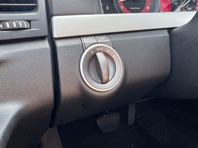 Pontiac G8  2009