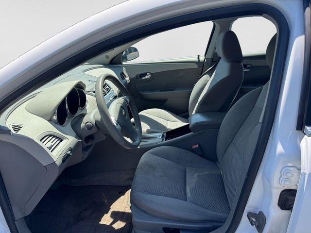 Chevrolet Malibu  2012