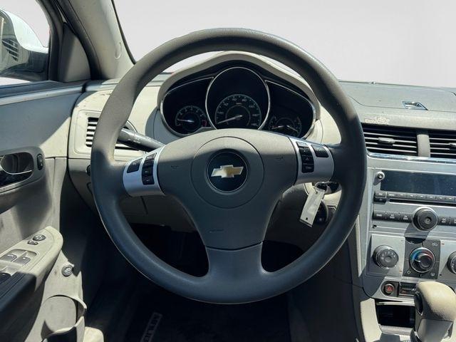 Chevrolet Malibu  2012
