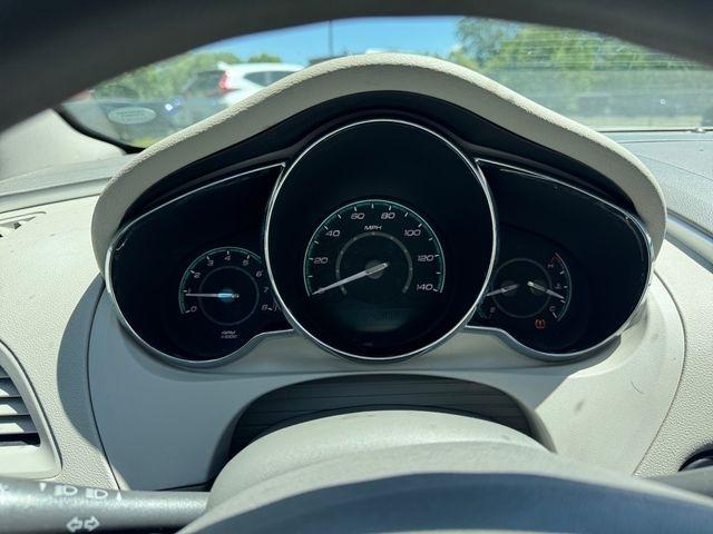 Chevrolet Malibu  2012