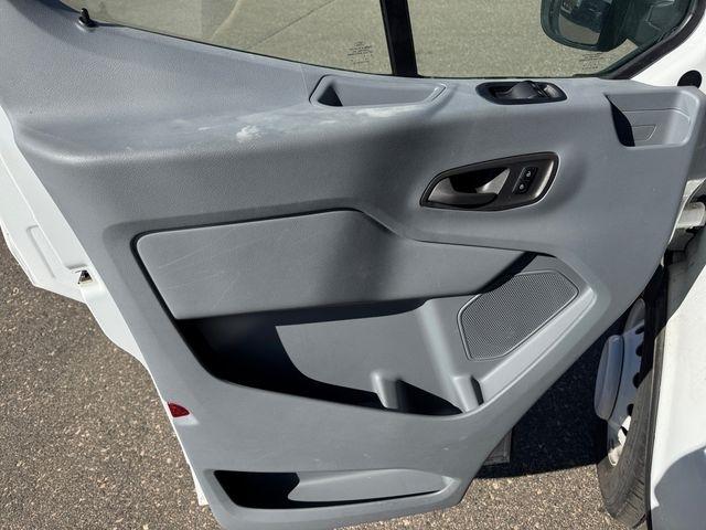 Ford Transit  2015