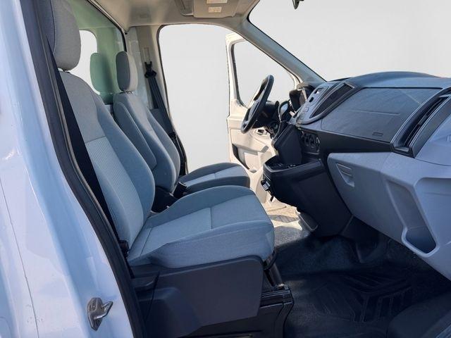 Ford Transit  2015