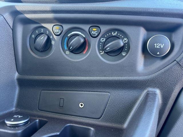 Ford Transit  2015