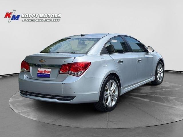 Chevrolet Cruze  2011