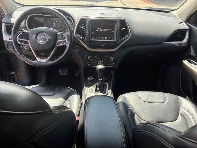 Jeep Cherokee  2018