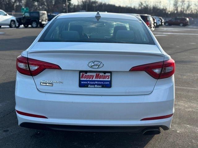 Hyundai Sonata  2016