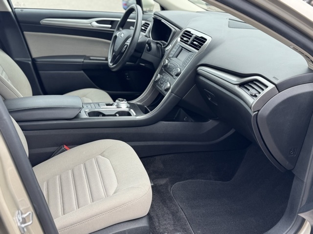 Ford Fusion Hybrid  2018