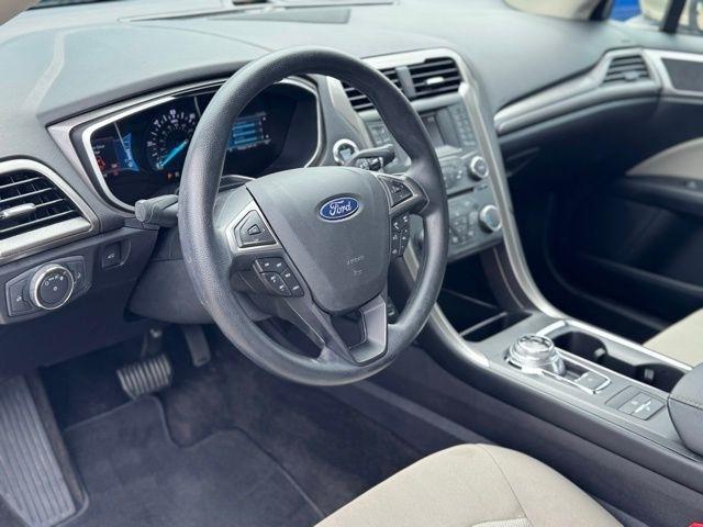 Ford Fusion Hybrid  2018