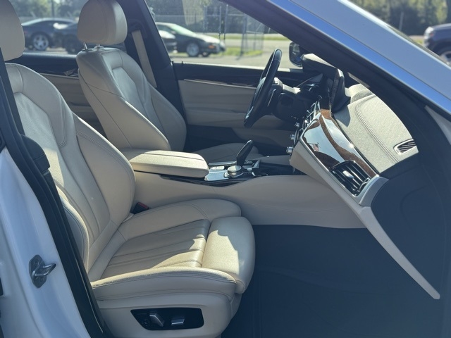 BMW 6-Series Gran Turismo  2019