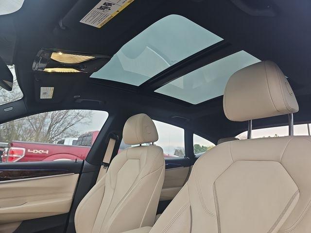 BMW 6-Series Gran Turismo  2019