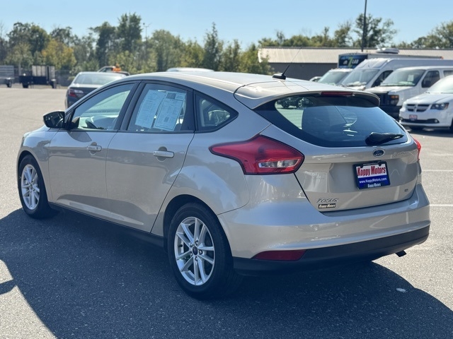 2017 Ford Focus SE photo 6