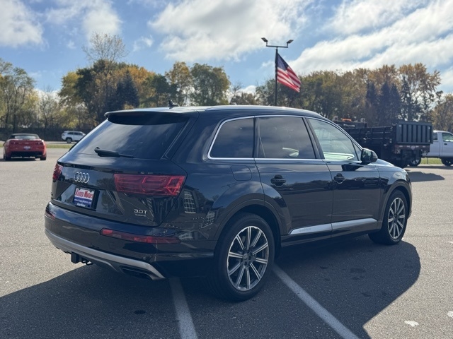 Audi Q7  2017 Audi Q7  2017