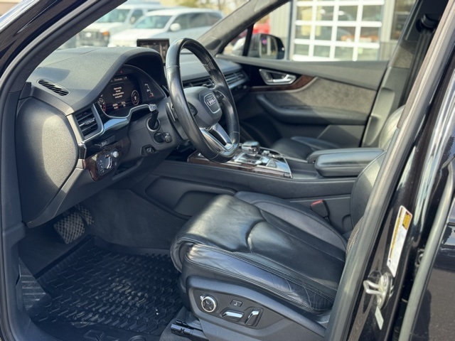 Audi Q7  2017 Audi Q7  2017