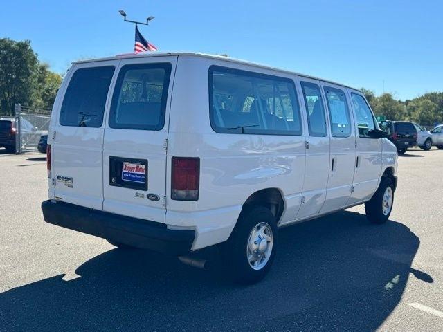Ford Econoline  2010