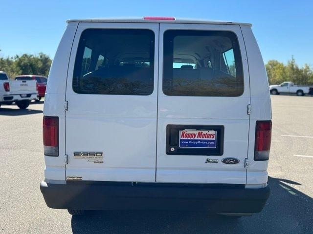 Ford Econoline  2010