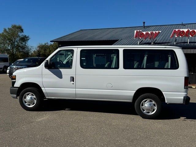 Ford Econoline  2010