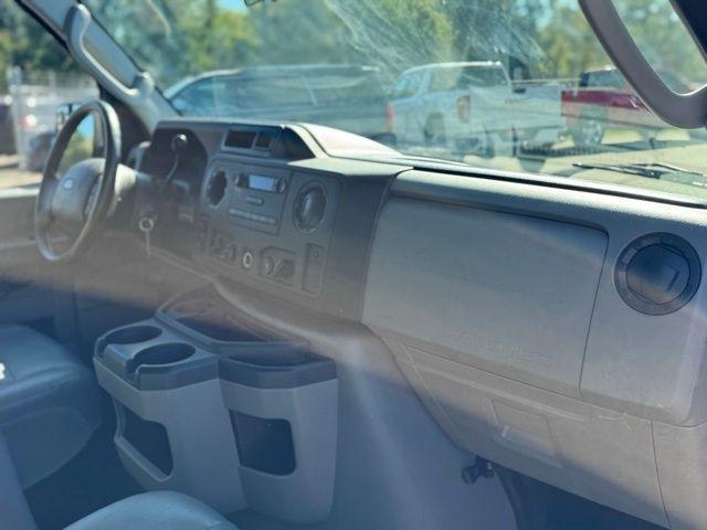 Ford Econoline  2010