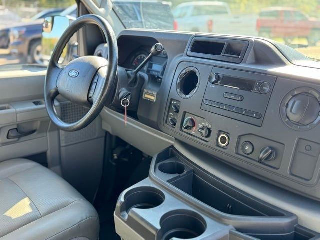 Ford Econoline  2010