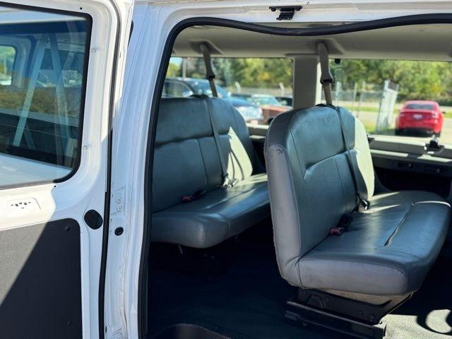 Ford Econoline  2010