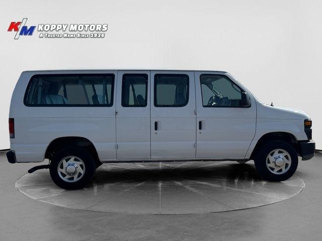 Ford Econoline  2010
