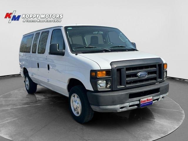 Ford Econoline  2010