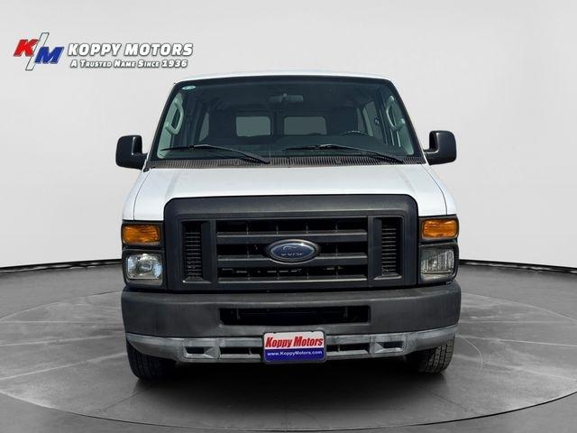 Ford Econoline  2010