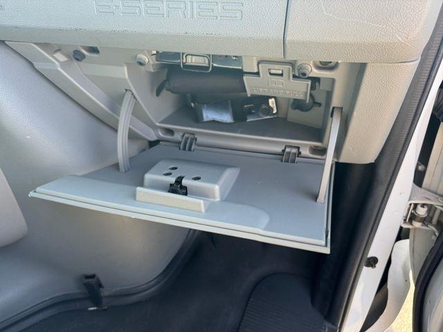 Ford Econoline  2010