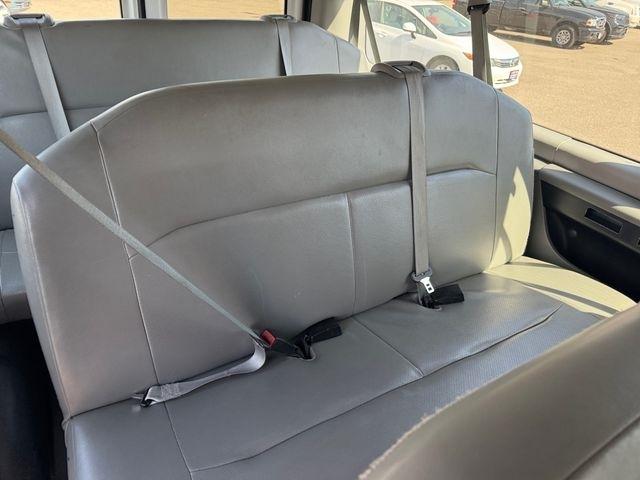 Ford Econoline  2010