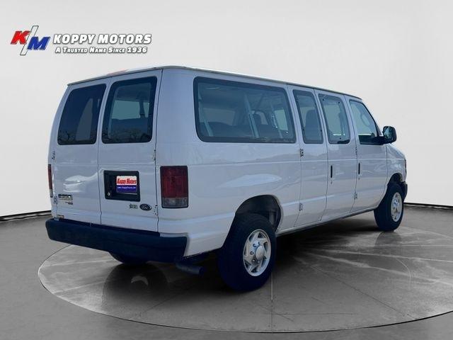 Ford Econoline  2010